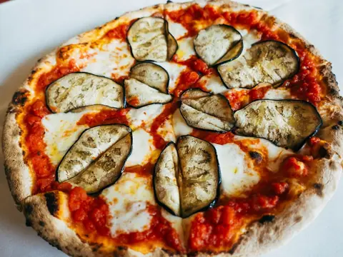 Pizza Melanzane (foto indicativa)
