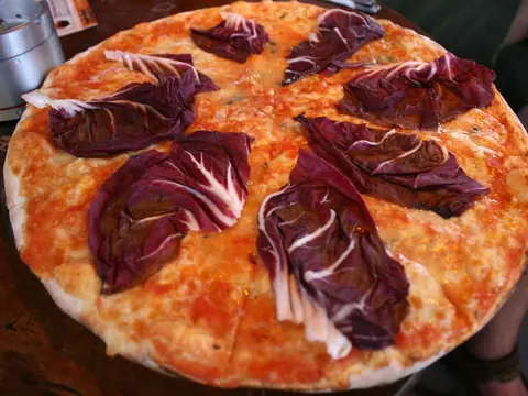 Pizza Radicchio (foto indicativa)