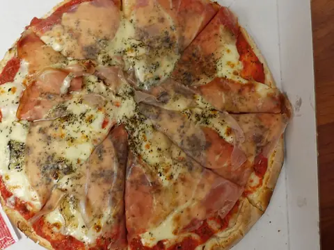 Pizza Speck (foto indicativa)